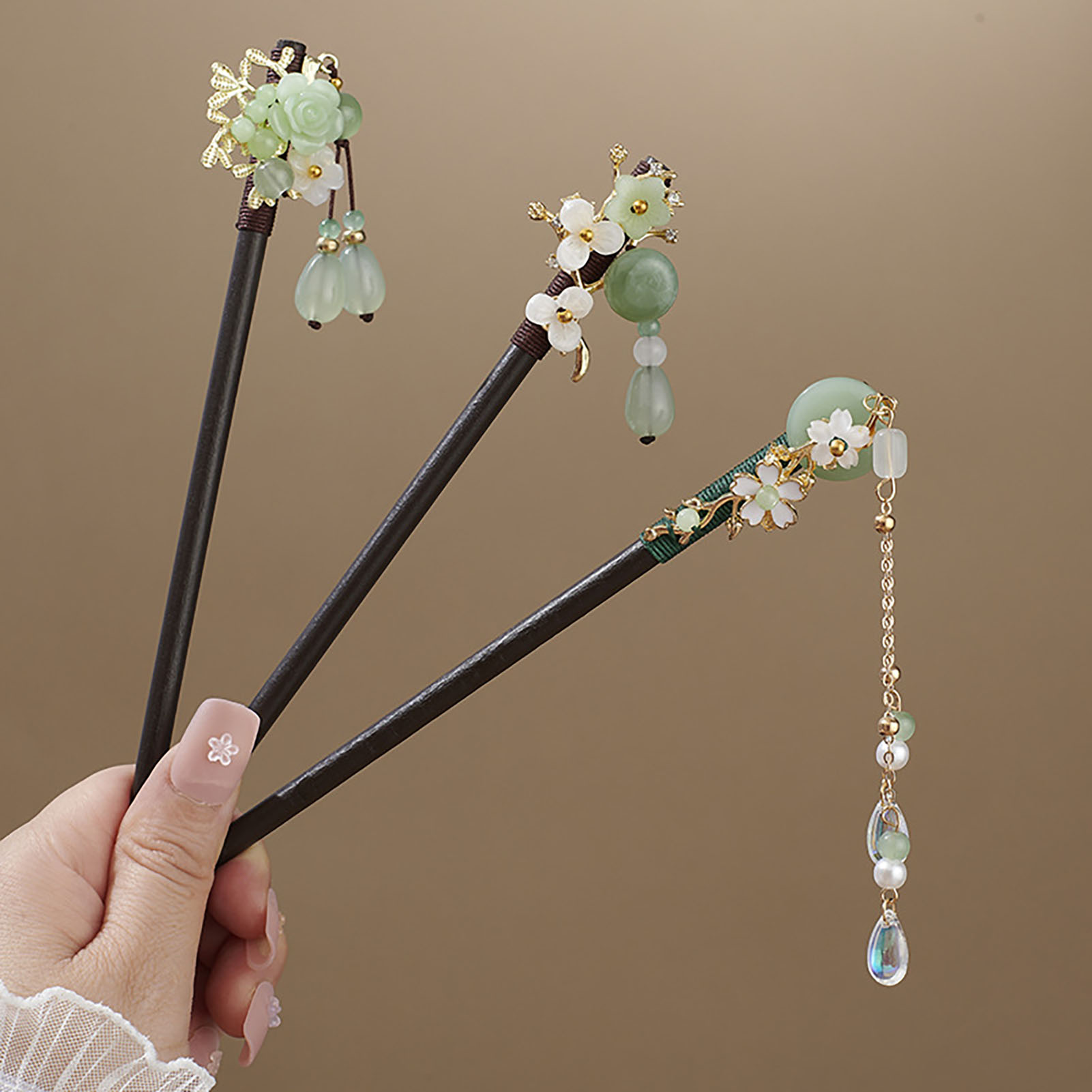 Chinese Style Flower Tassel Ha - Florist Supplies recension och pris